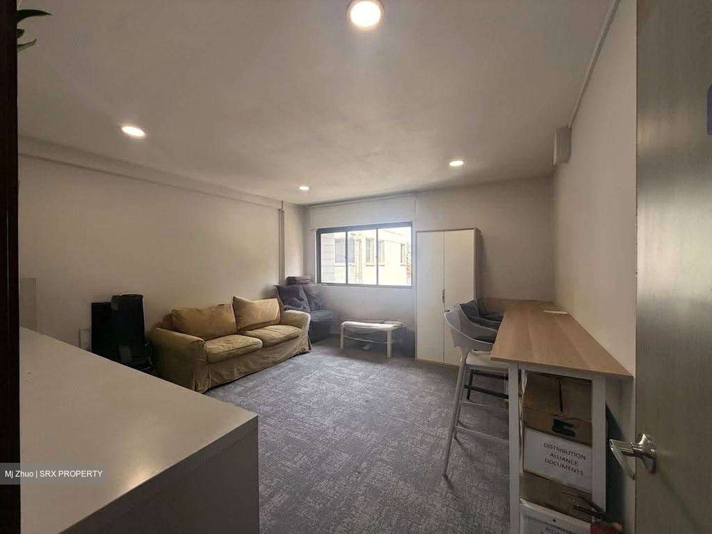 Beach Road (D7), Office #608441481
